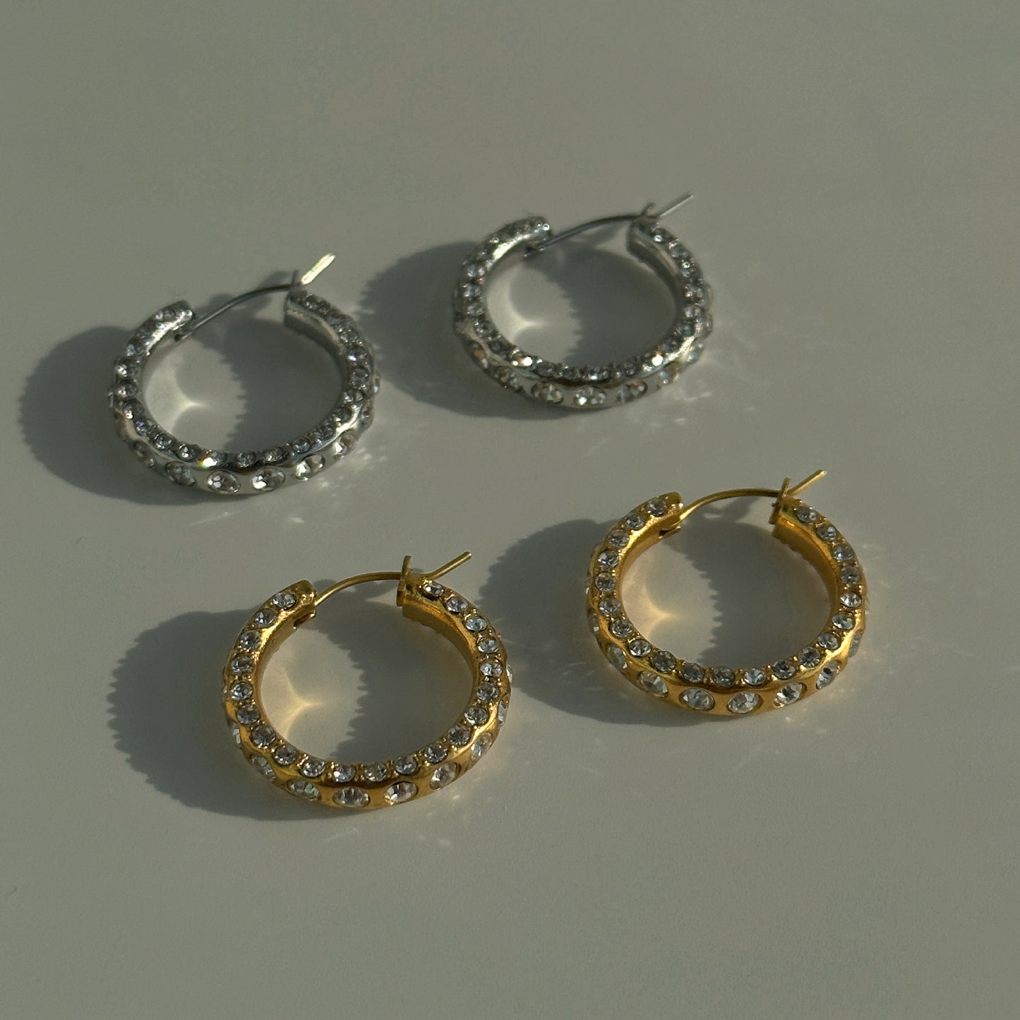 Boucles d'oreilles Corale - Acier Titane, Zircons