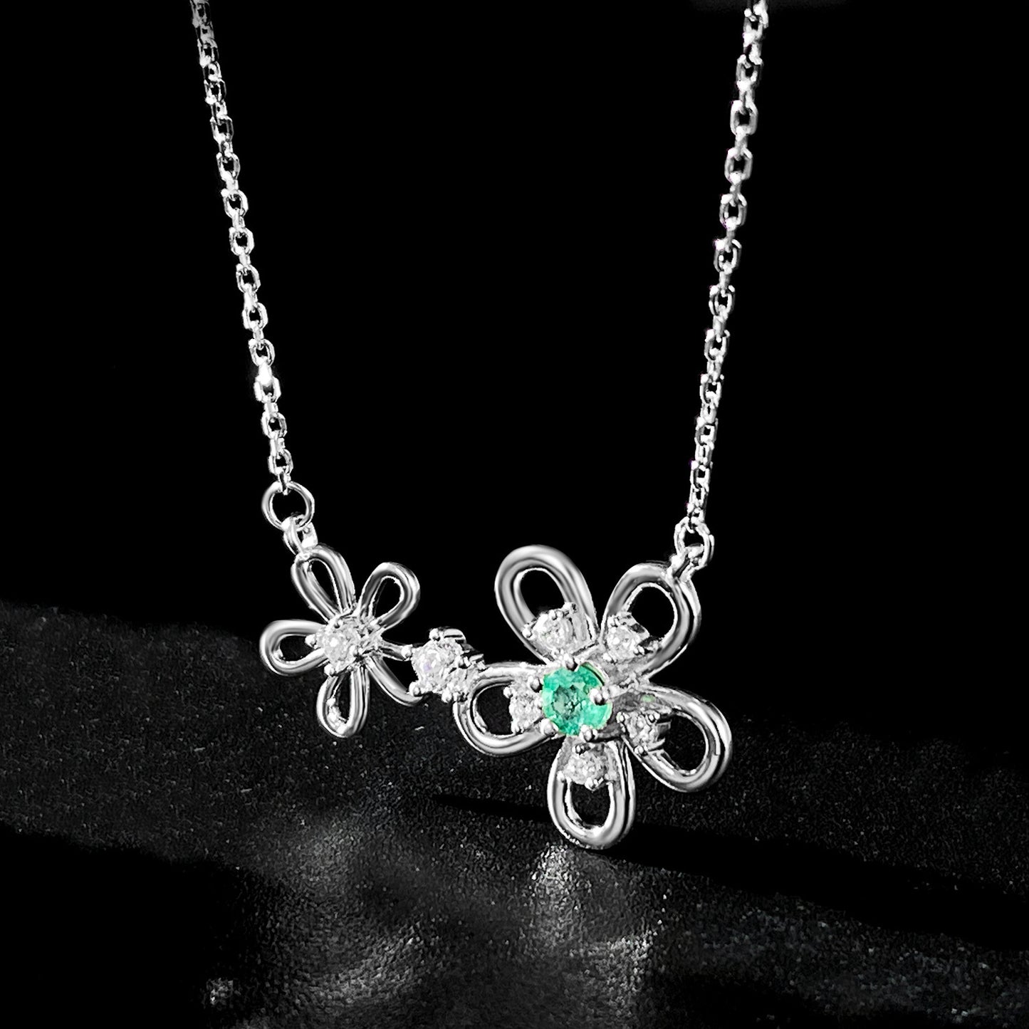 Flower Shaped S925 Silver Necklace Girl's Versatile Collar Chain Grandmother's Emerald Pendant - Maria B.