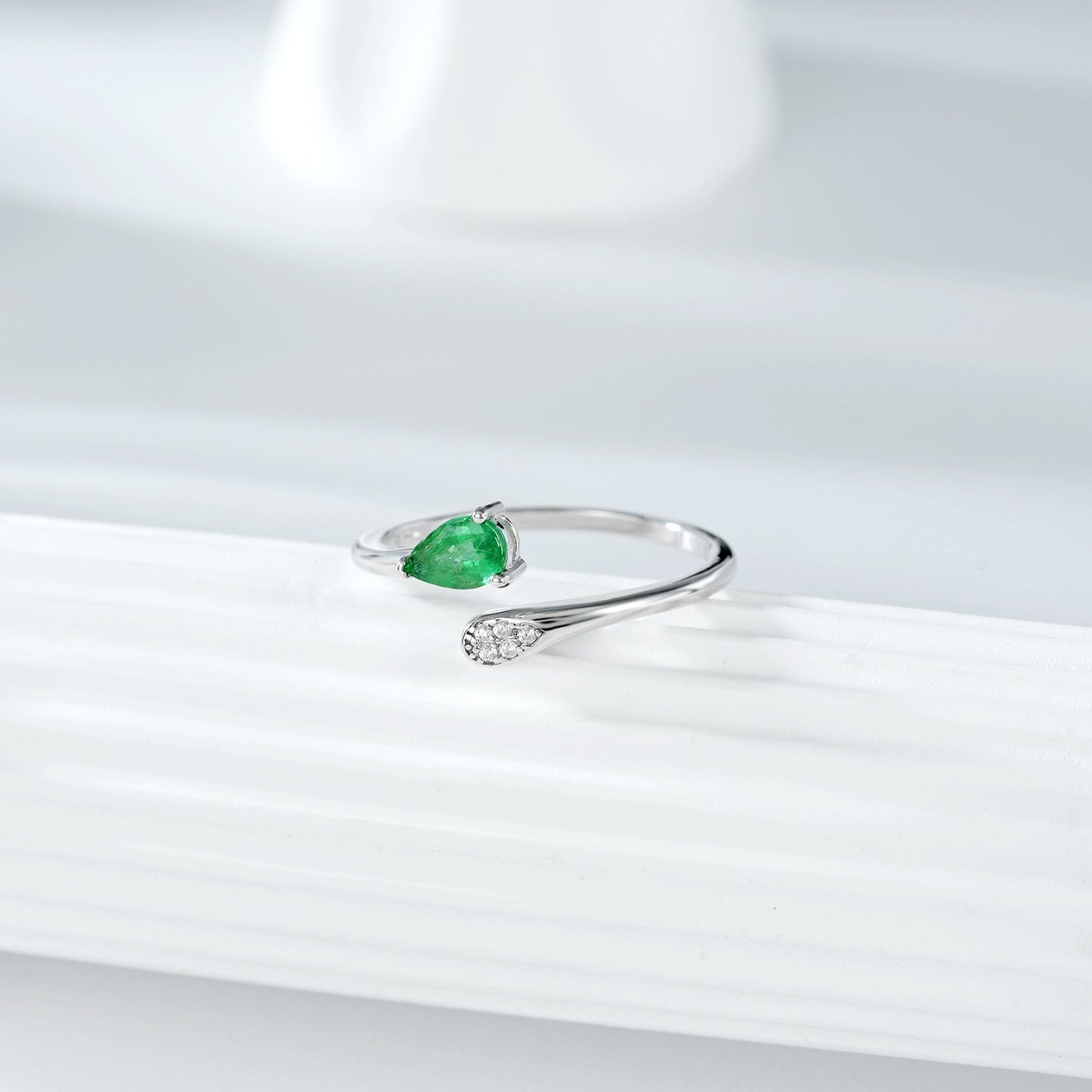 Bague Lola - Émeraude et Argent Sterling 925 - Maria B.