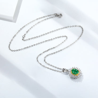 Naturel Émeraude Pendentif Féminin Minoritaire Conception Bijoux S925 Argent Chaîne - Maria B.