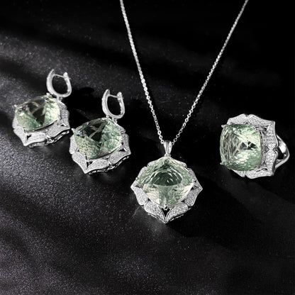 Chaîne de Chandail de luxe Féminité S925 Argent Ensemble Grand Vert Naturel Pendentif En Cristal de Haute qualité Bijoux - Maria B.