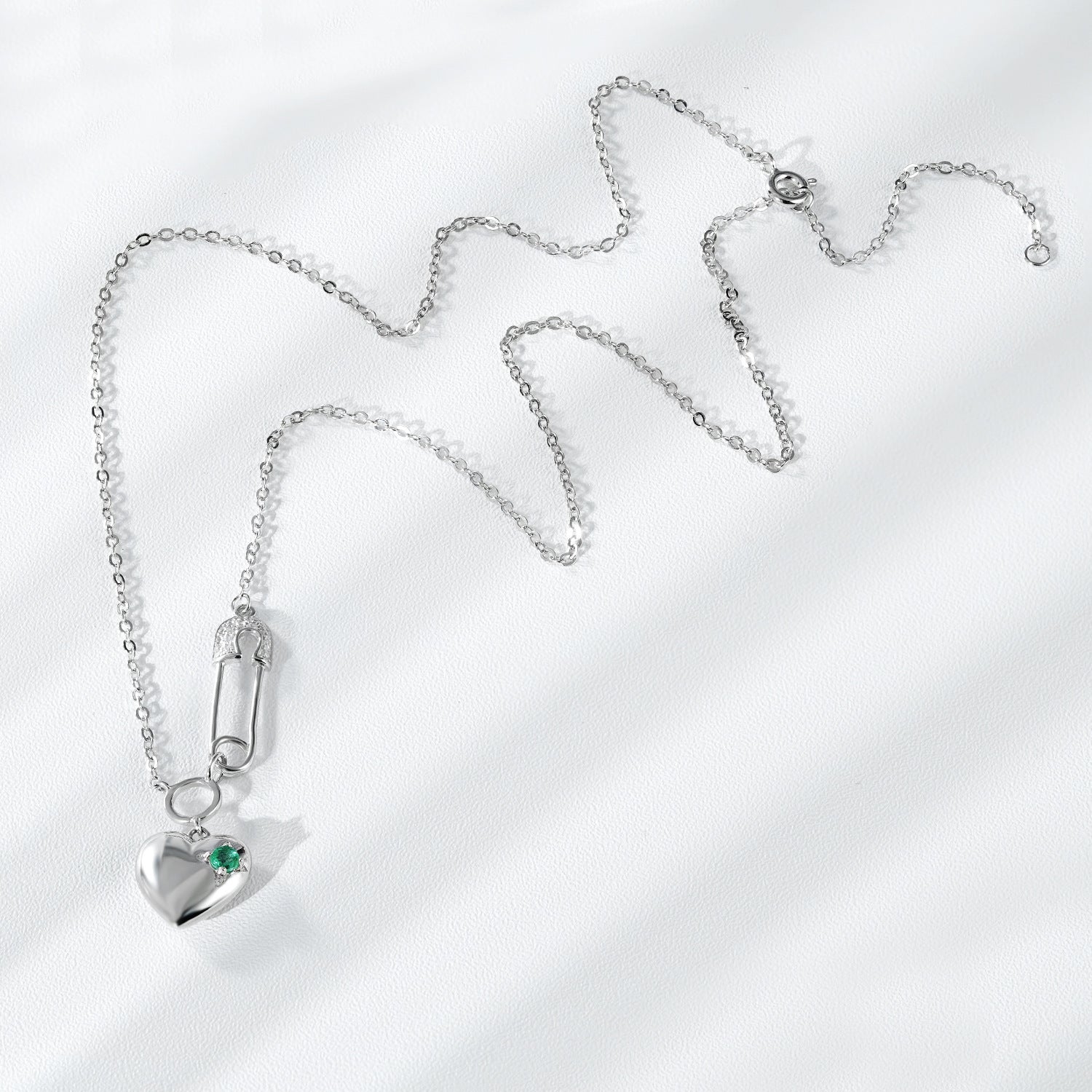 Cool Necklace Women's Fashion S925 Silver Emerald Heart Pendant Paper Clip - Maria B.