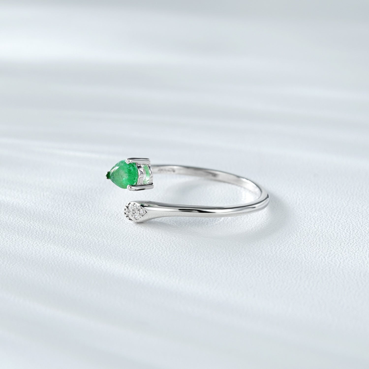 Bague Lola - Émeraude et Argent Sterling 925 - Maria B.