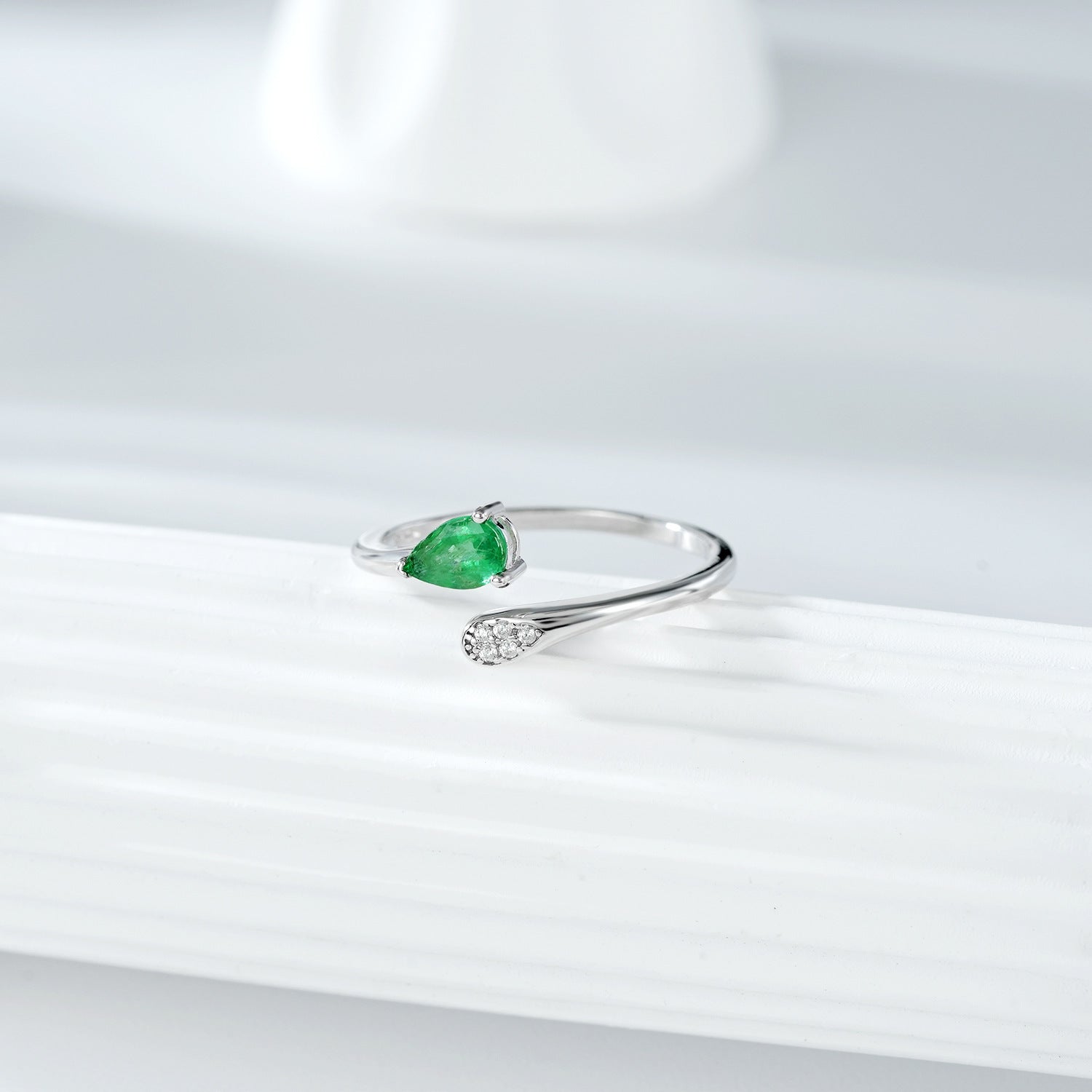 Bague Lola - Émeraude et Argent Sterling 925 - Maria B.