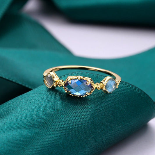 Bague Lucy - Argent Sterling, Topaze naturelle et Zircons - Maria B.