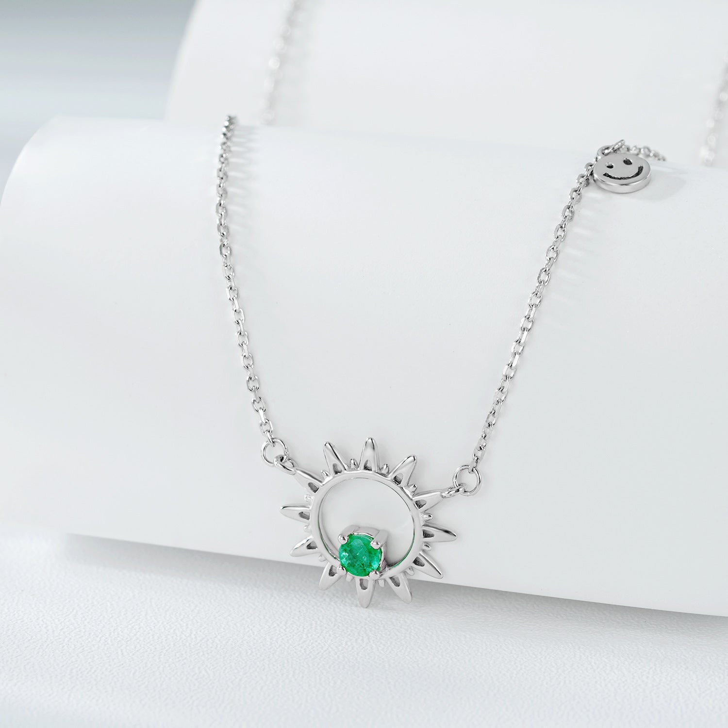 Women's Personality Collar Chain Round Temperament Emerald Necklace - Maria B.